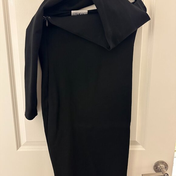 Aliava Dasha Modern Midi Dress Black Size Large - Picture 2 of 4